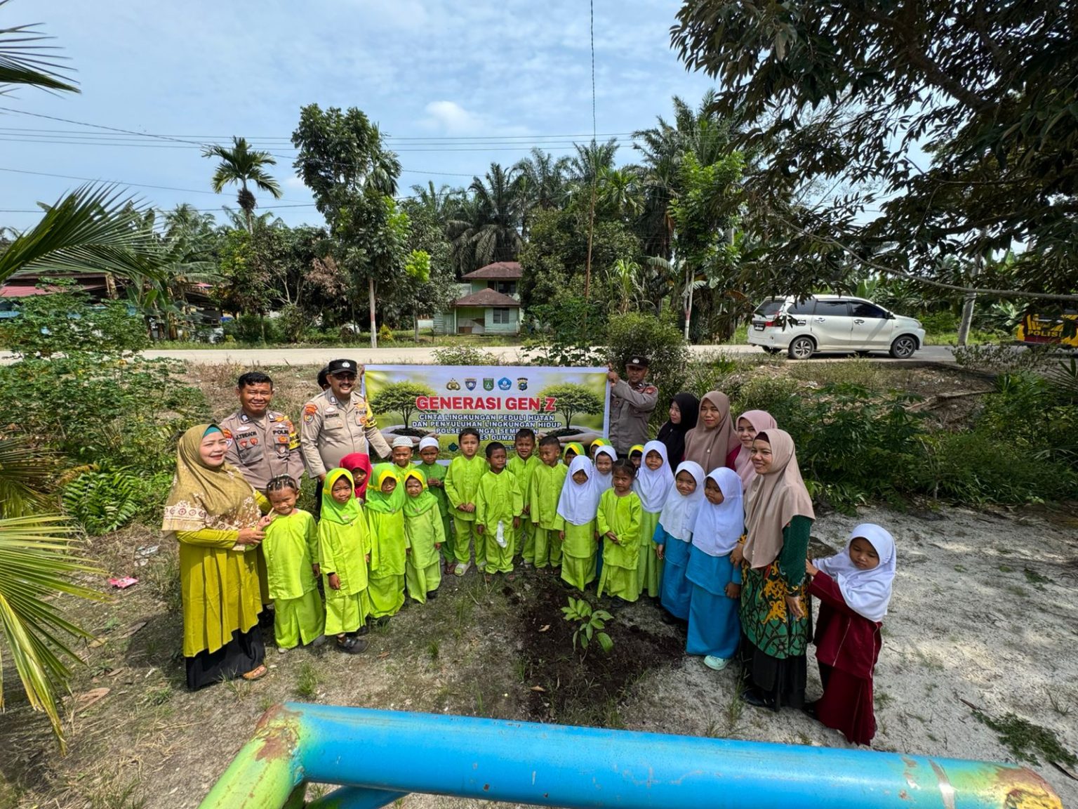 Polres Dumai Tanamkan Cinta Lingkungan Sejak Dini Melalui Program Green Policing di PAUD
